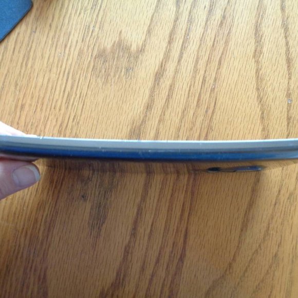 LG G Flex Android Smart Phone - Picture 5 of 11